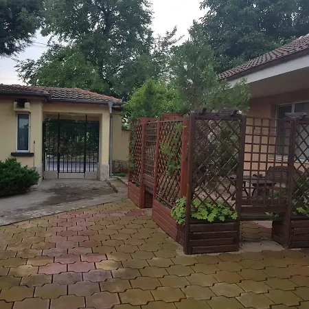 Green Place بلوفديف